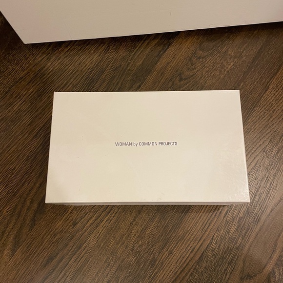 Woman by Common Projects original Achilles low, UK 6 (EU 39/US 9). New in box. - Picture 3 of 9